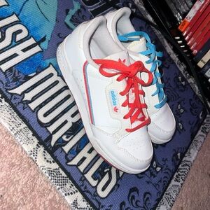 Adidas old school shoe